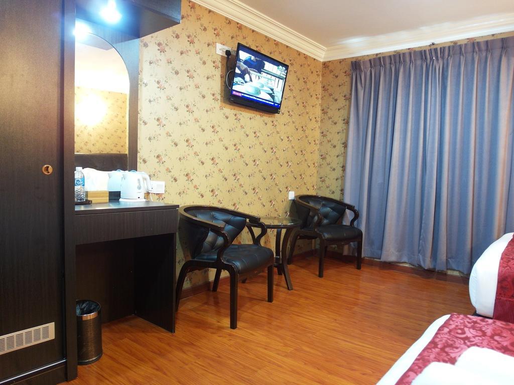 Classic Kinabalu Hotel Kota Kinabalu Extérieur photo